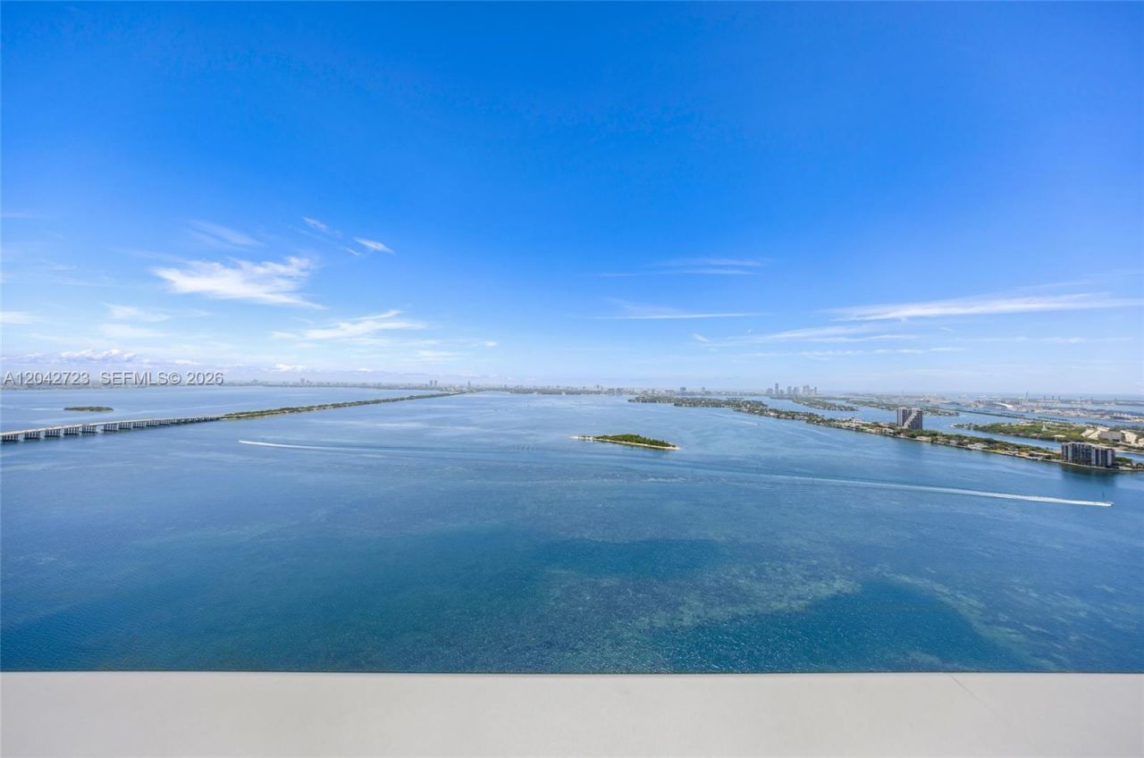 700 NE 24th St, Unit 4702, Miami, FL 33137 Photo