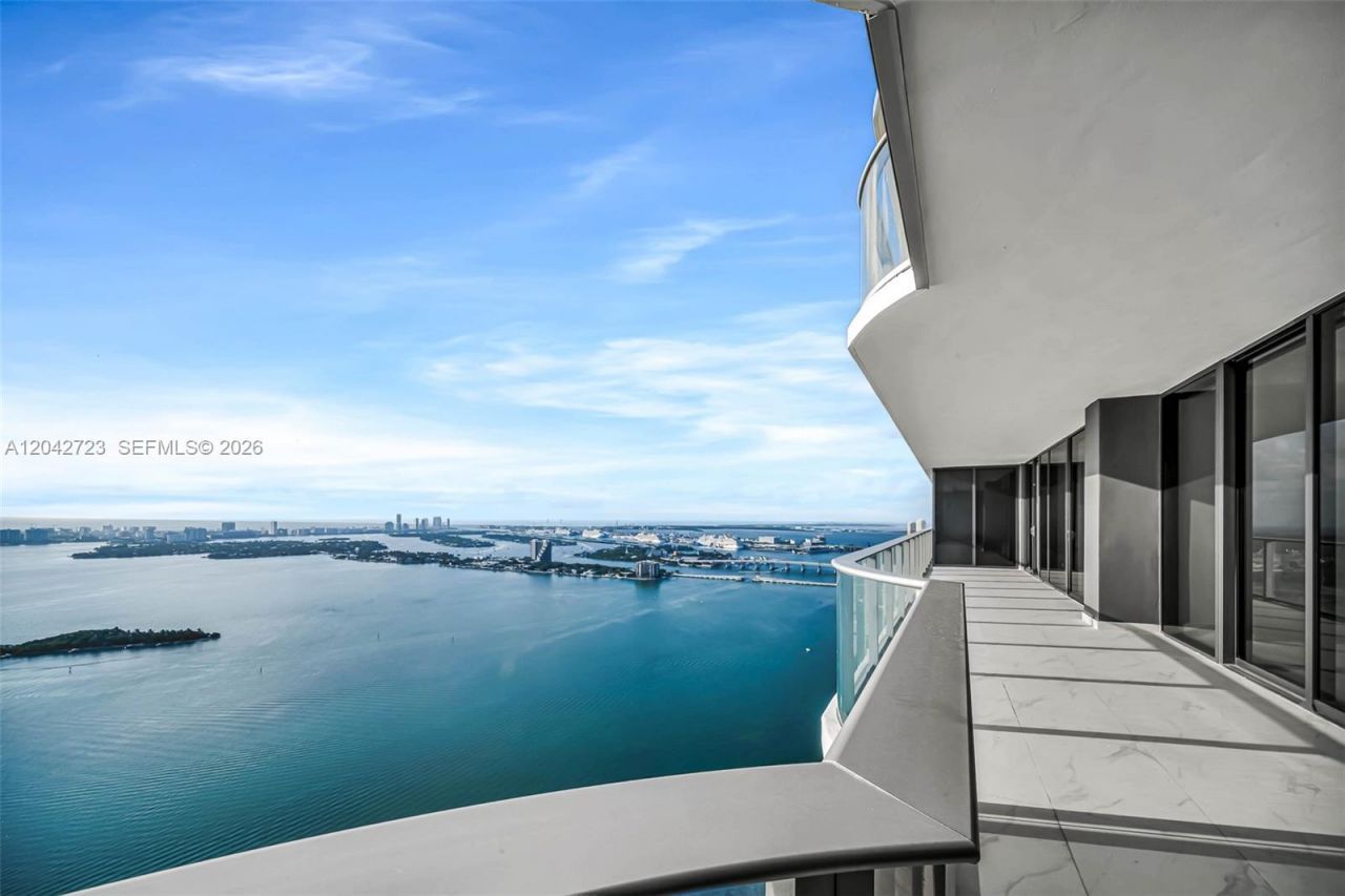 700 NE 24th St, Unit 4702, Miami, FL 33137 Photo