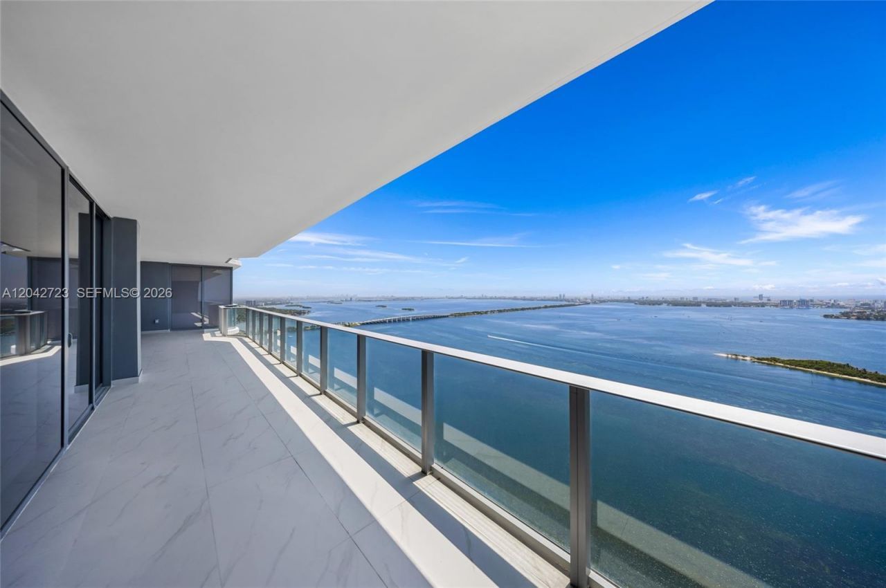 700 NE 24th St, Unit 4702, Miami, FL 33137 Photo