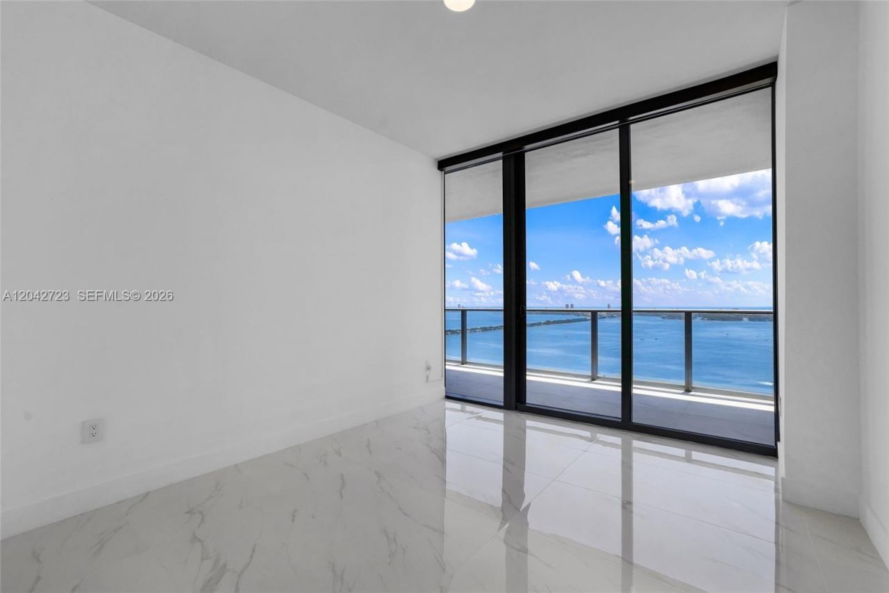 700 NE 24th St, Unit 4702, Miami, FL 33137 Photo