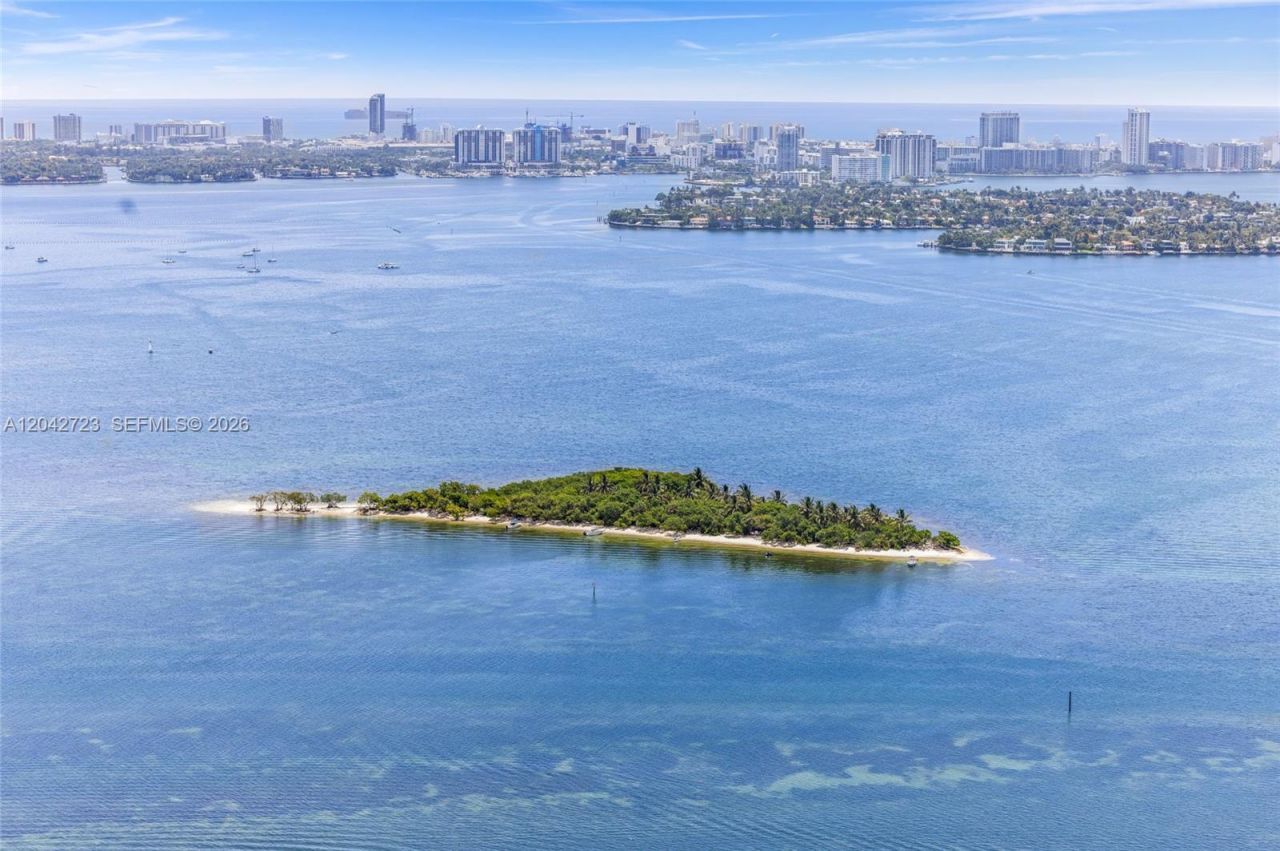 700 NE 24th St, Unit 4702, Miami, FL 33137 Photo