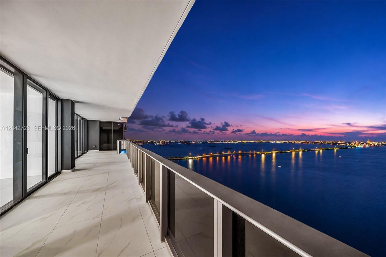 700 NE 24th St, Unit 4702, Miami, FL 33137 Photo