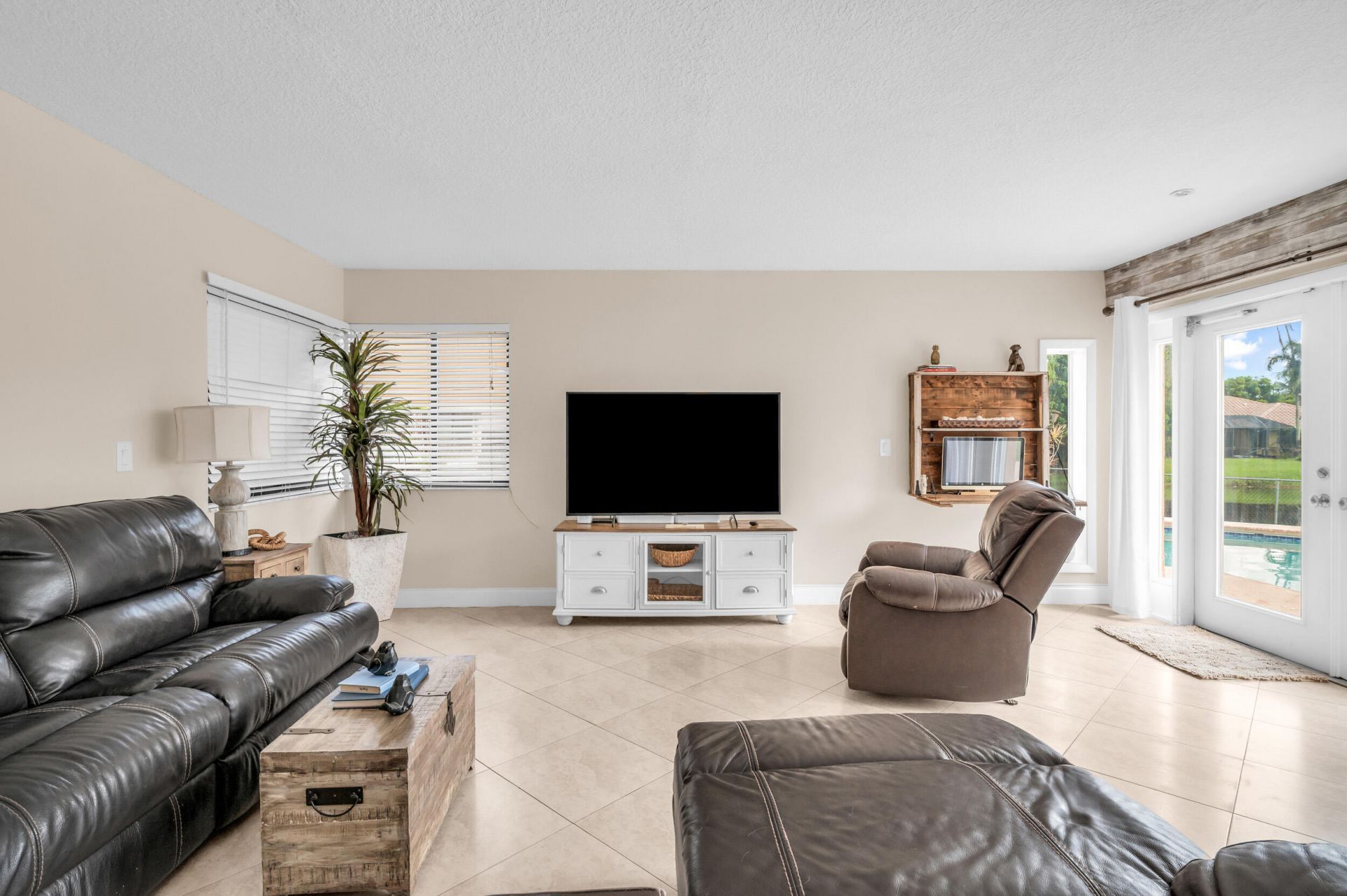 8740 SW 57th Street, Cooper City, FL 33328 Photo