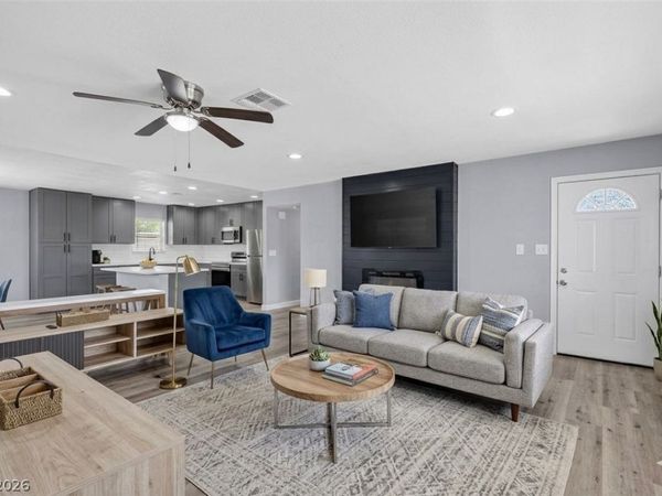 3210 Bluebird Street, Las Vegas, NV 89121