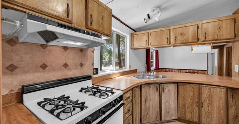 230 E Gepford Parkway, Sun Valley, NV 89433 Photo