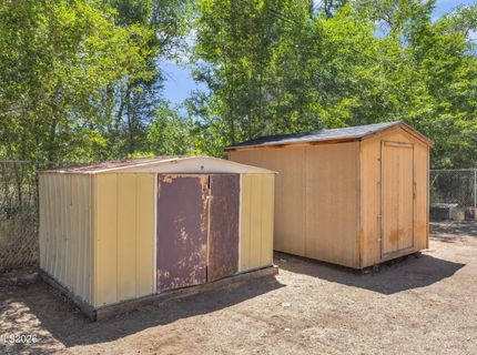 230 E Gepford Parkway, Sun Valley, NV 89433 Photo