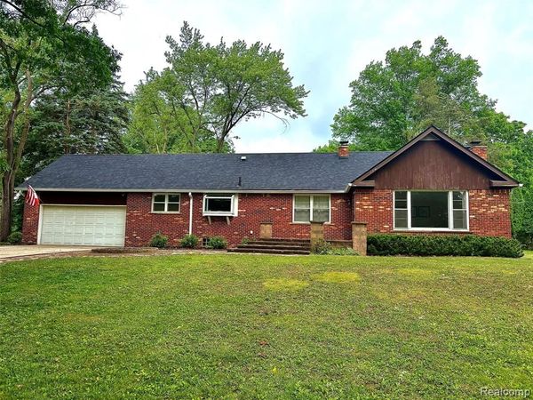 24567 Westmoreland Drive, Farmington Hills, MI 48336