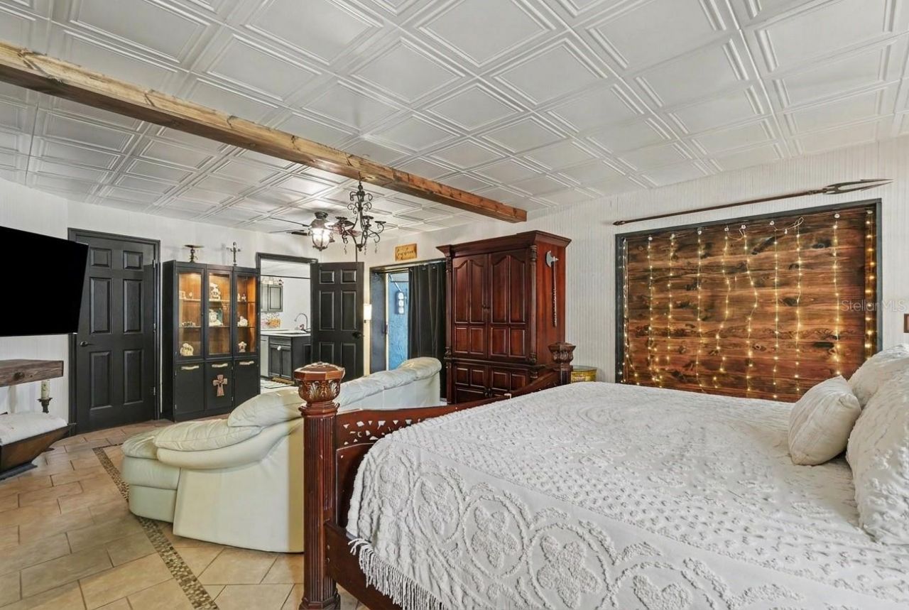 9027 Bonnet Way , Weeki Wachee, FL 34613 Photo
