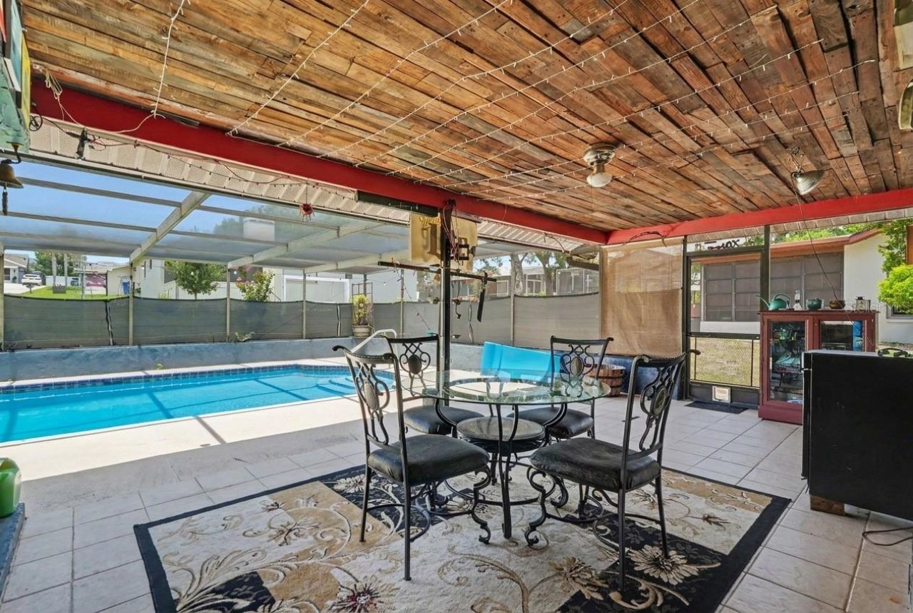 9027 Bonnet Way , Weeki Wachee, FL 34613 Photo