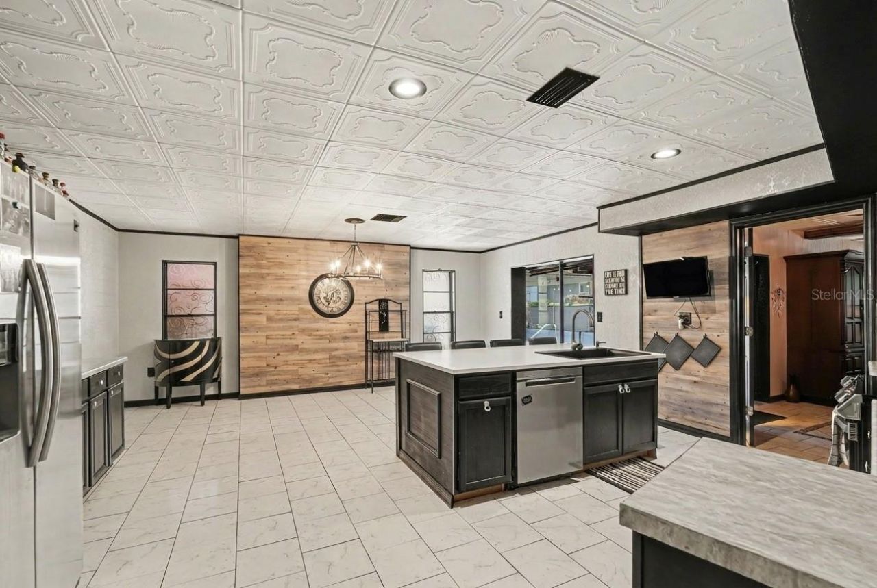 9027 Bonnet Way , Weeki Wachee, FL 34613 Photo