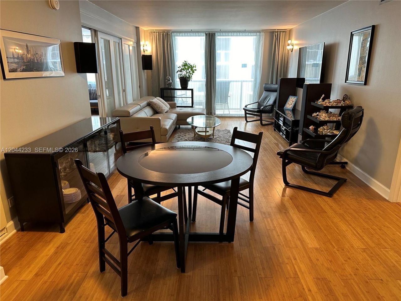 6039 Collins Ave , Unit 1205, Miami Beach, FL 33140 Photo