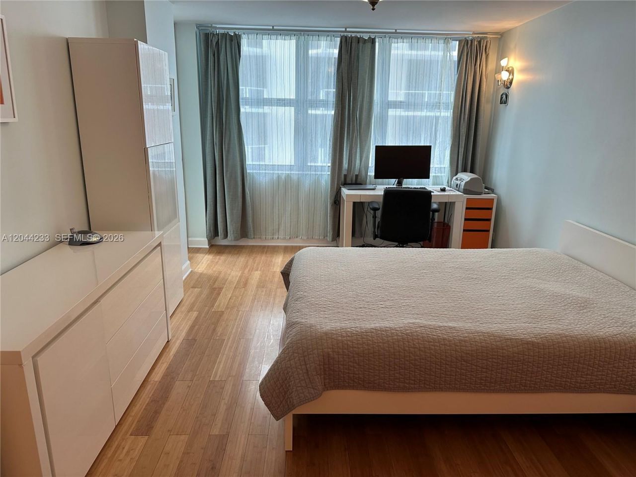 6039 Collins Ave , Unit 1205, Miami Beach, FL 33140 Photo
