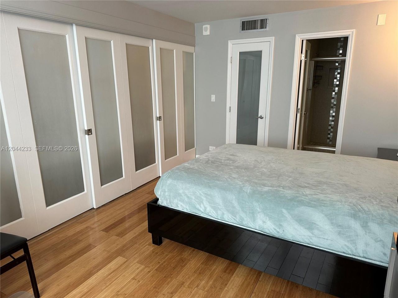 6039 Collins Ave , Unit 1205, Miami Beach, FL 33140 Photo