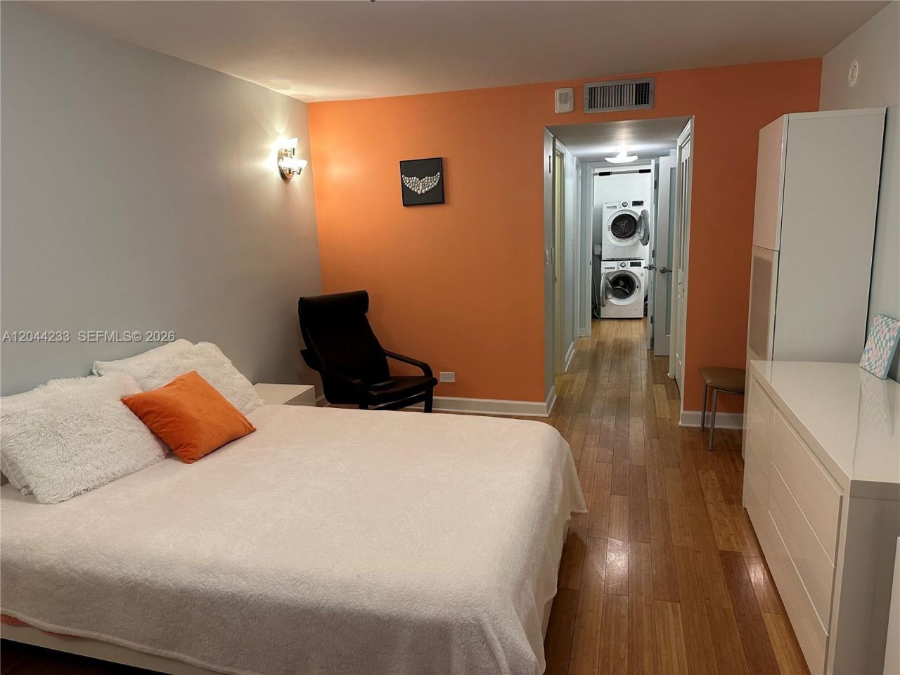 6039 Collins Ave, Unit 1205, Miami Beach, FL 33140 Photo