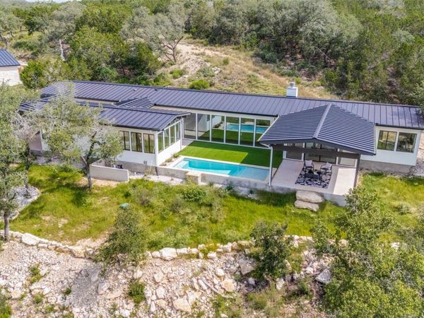 1752 Demi John Bend RD, Canyon Lake, TX 78133