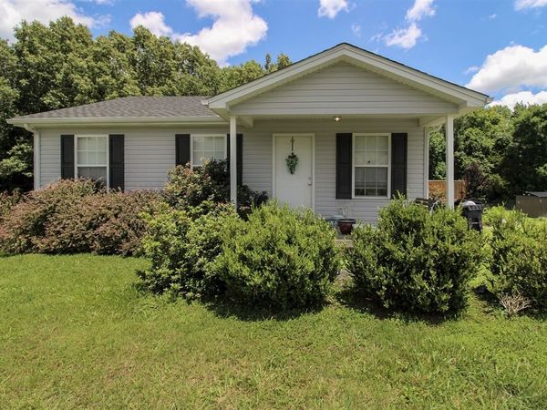 150 Ray Hooten Road , Scottsville, KY 42164