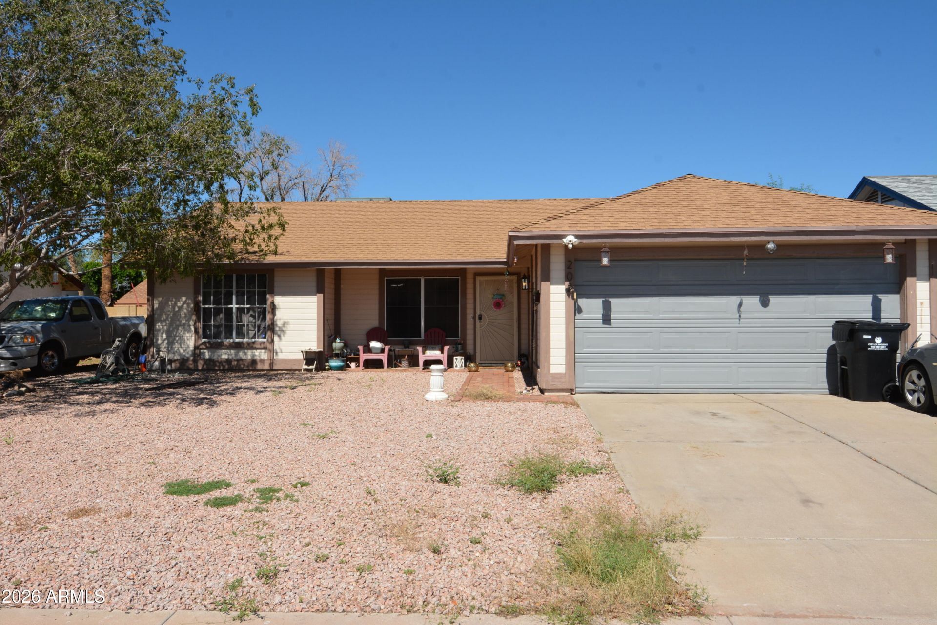 202 W Oraibi Drive, Phoenix, AZ 85027 Main Photo
