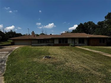 2155 Fairway Drive, Fort Worth, TX 76119