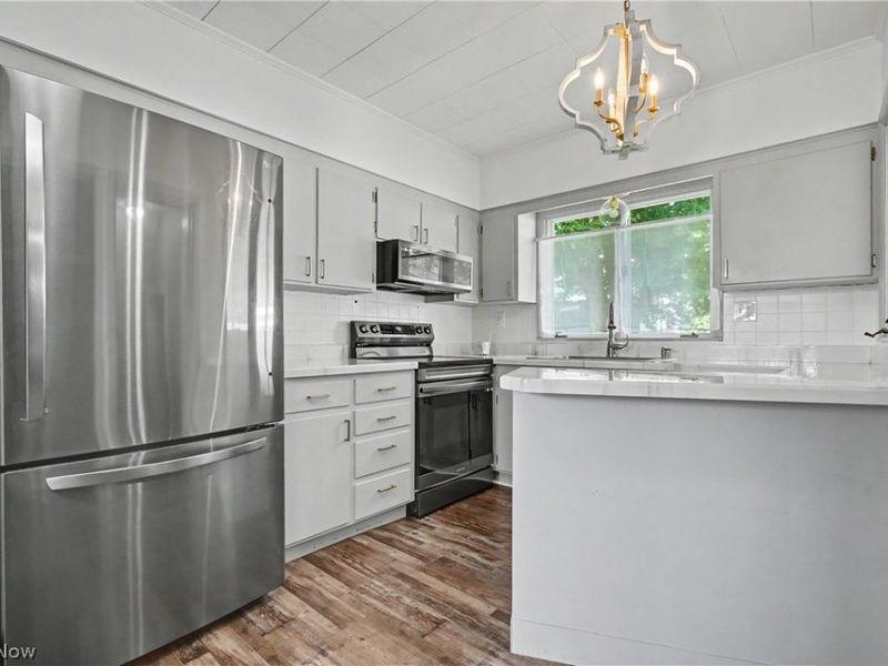 599 Melrose Street, Akron, OH 44305 Photo 12