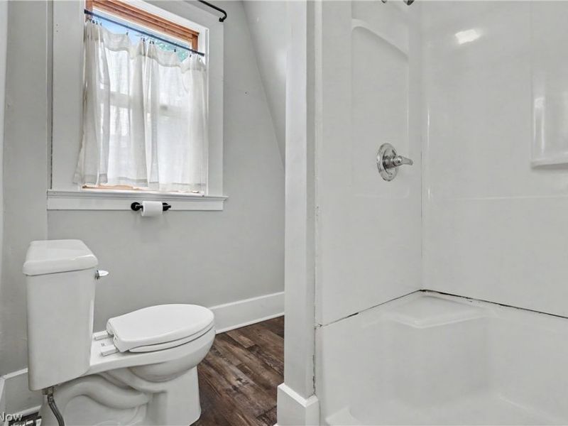 599 Melrose Street, Akron, OH 44305 Photo 20