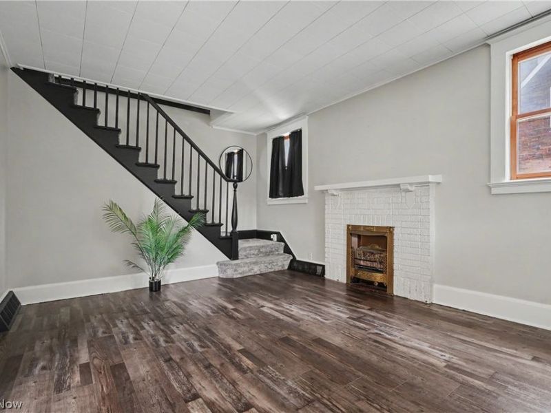 599 Melrose Street, Akron, OH 44305 Photo 3