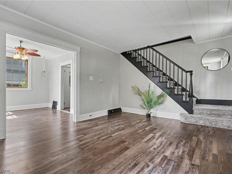 599 Melrose Street, Akron, OH 44305 Photo 4