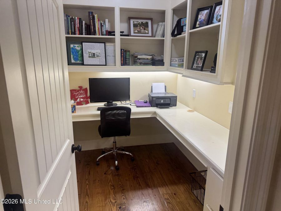 Property Image 24