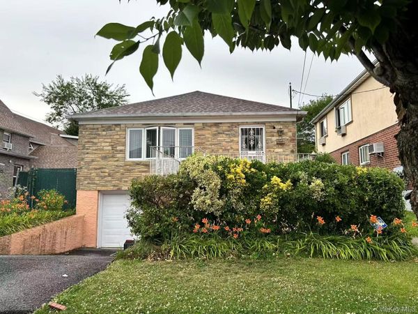 196-53 45th Avenue, Flushing, NY 11358
