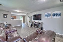 730 Mcnamara Lane  photo 4