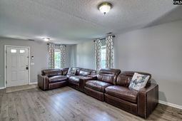 730 Mcnamara Lane  photo 4