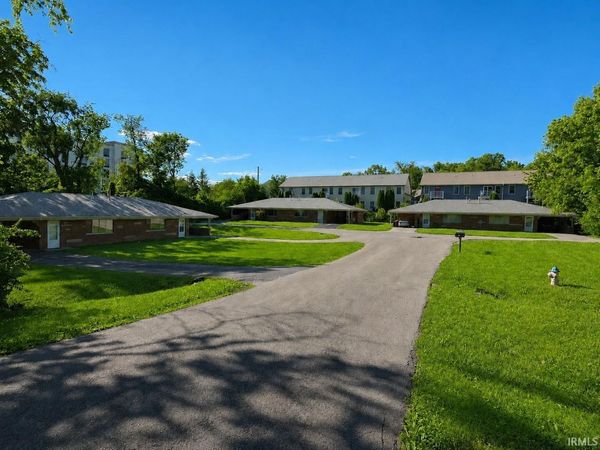 100-106 S Yancy Lane, Bloomington, IN 47404