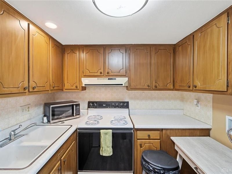 2939 Derr Road, Springfield, OH 45503 Photo 21