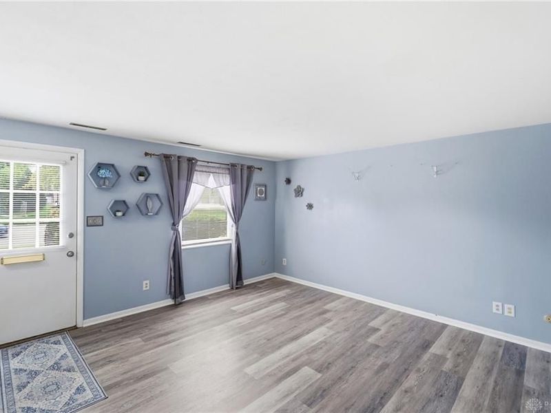 2939 Derr Road, Springfield, OH 45503 Photo 9