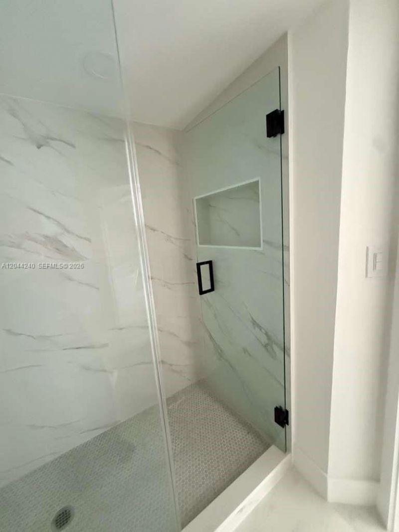 19101 NE 36th Ct , Unit 1005, Aventura, FL 33180 Photo
