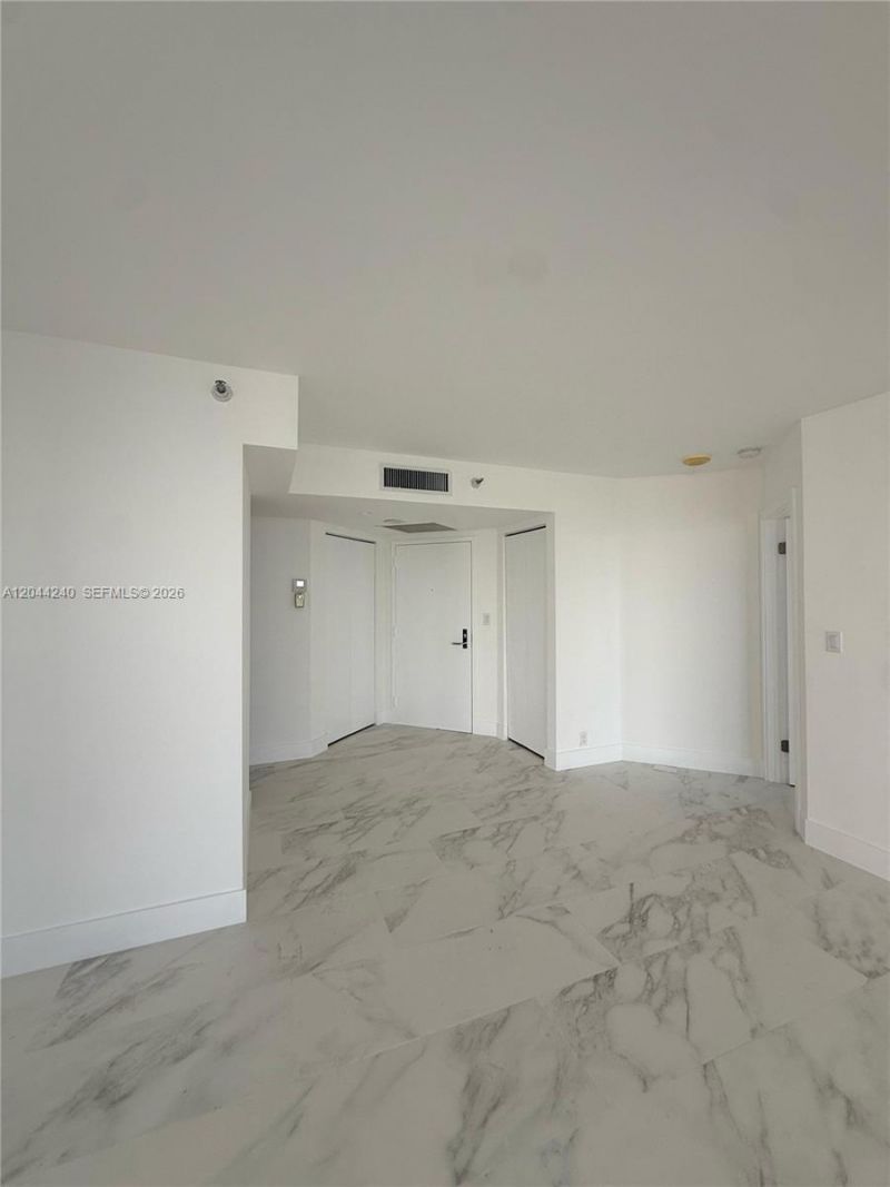 19101 NE 36th Ct , Unit 1005, Aventura, FL 33180 Photo