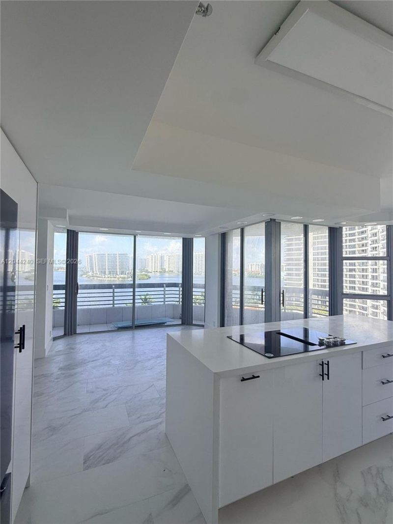 19101 NE 36th Ct , Unit 1005, Aventura, FL 33180 Photo