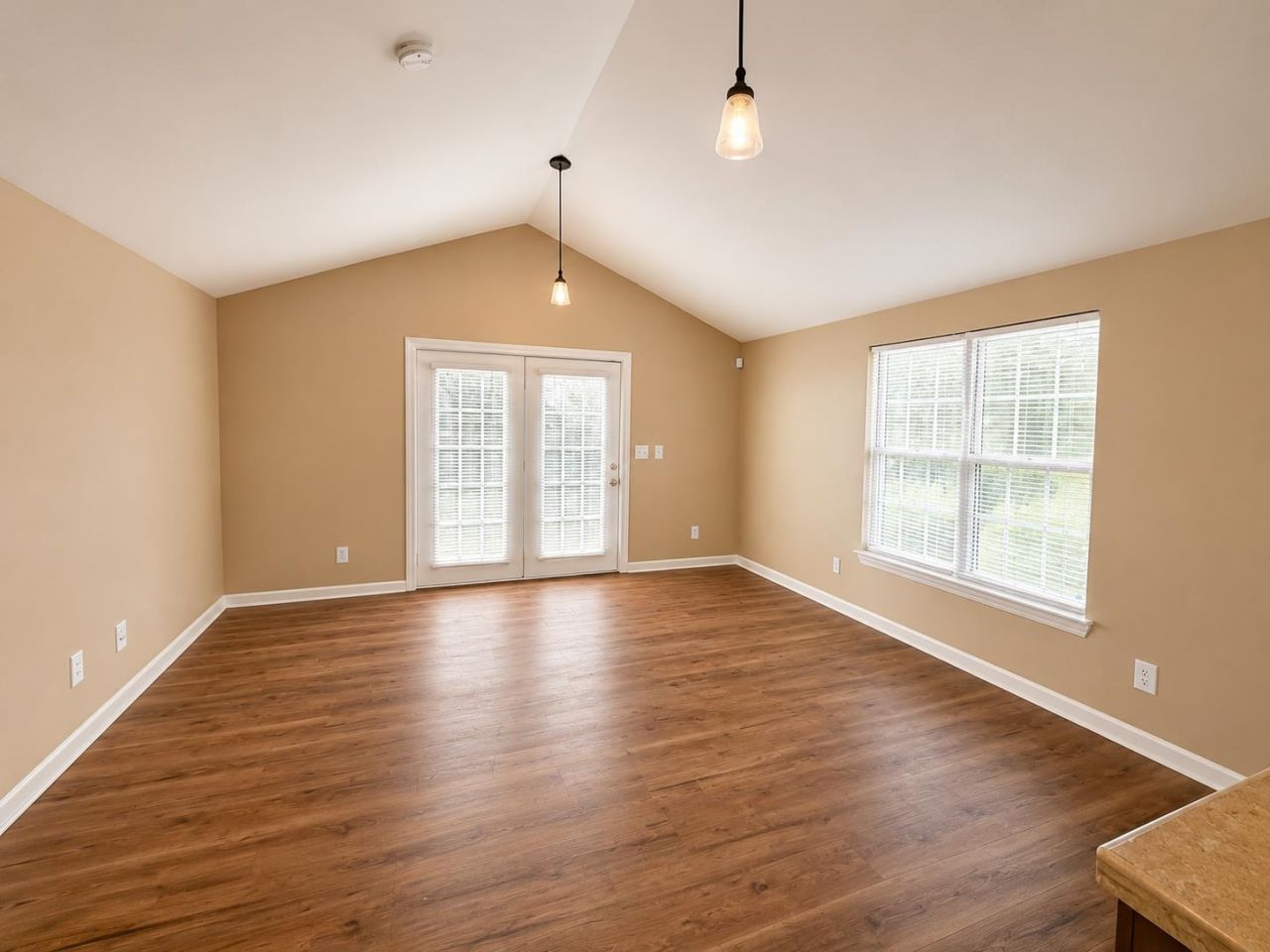 533 Black River Rd. Photo 10