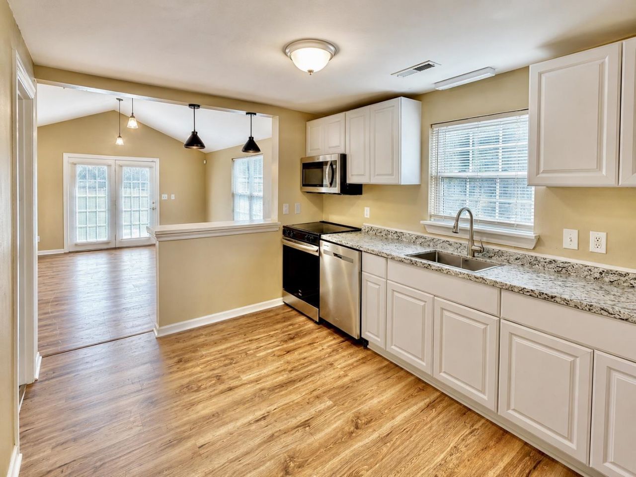 533 Black River Rd. Photo 9