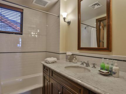 6750 North Lake Boulevard, Unit #2E, Tahoe Vista, CA 96148 Photo