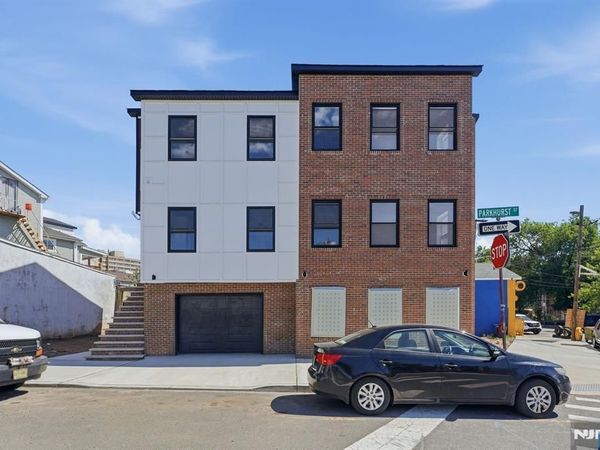 36 Parkhurst Street, NEWARK, NJ 07114