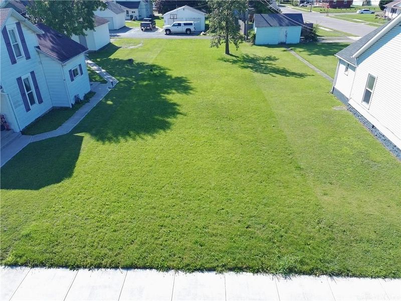 316 Ellis St, Troy, OH 45373 Photo 2