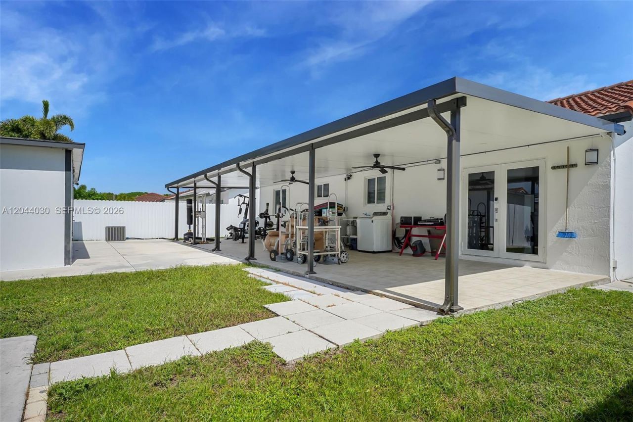 12551 SW 223 St , Miami, FL 33170 Photo