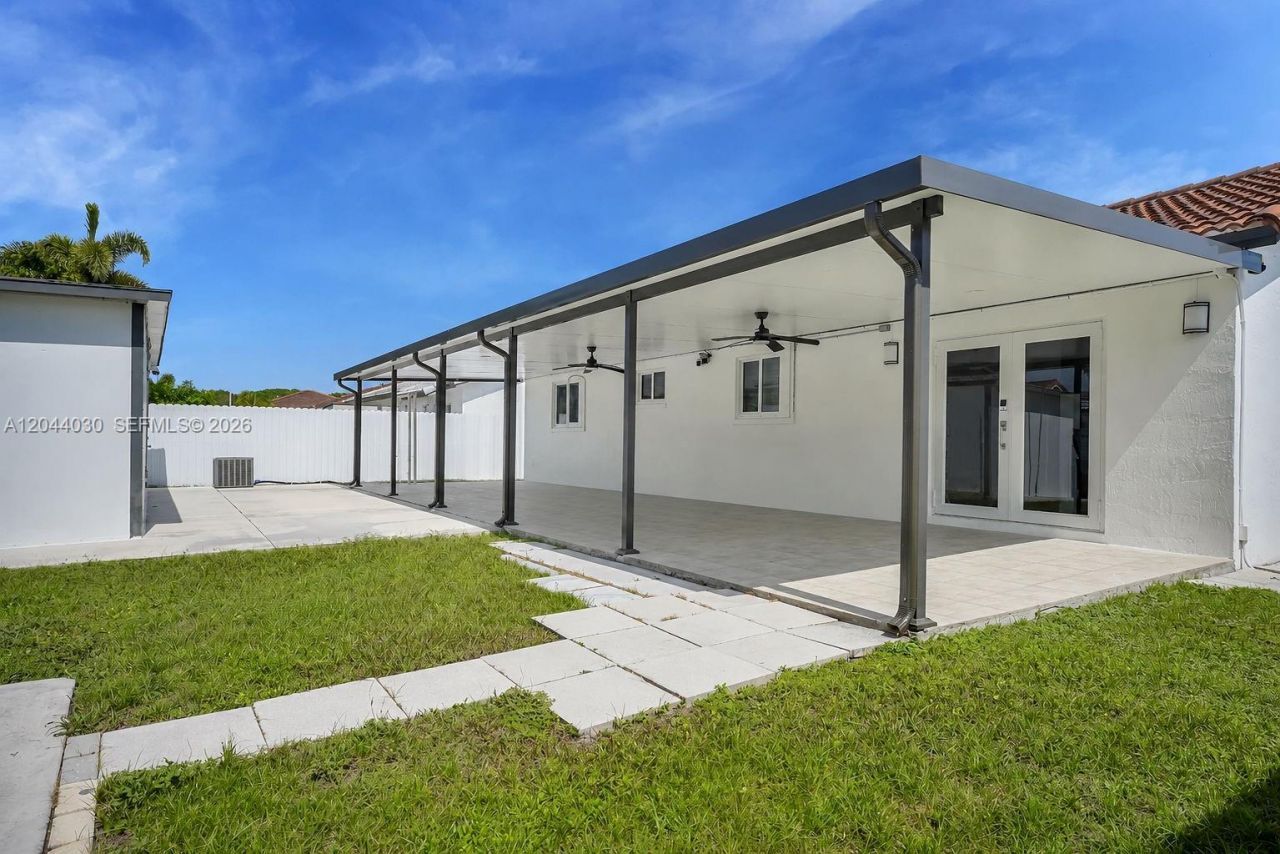 12551 SW 223 St , Miami, FL 33170 Photo