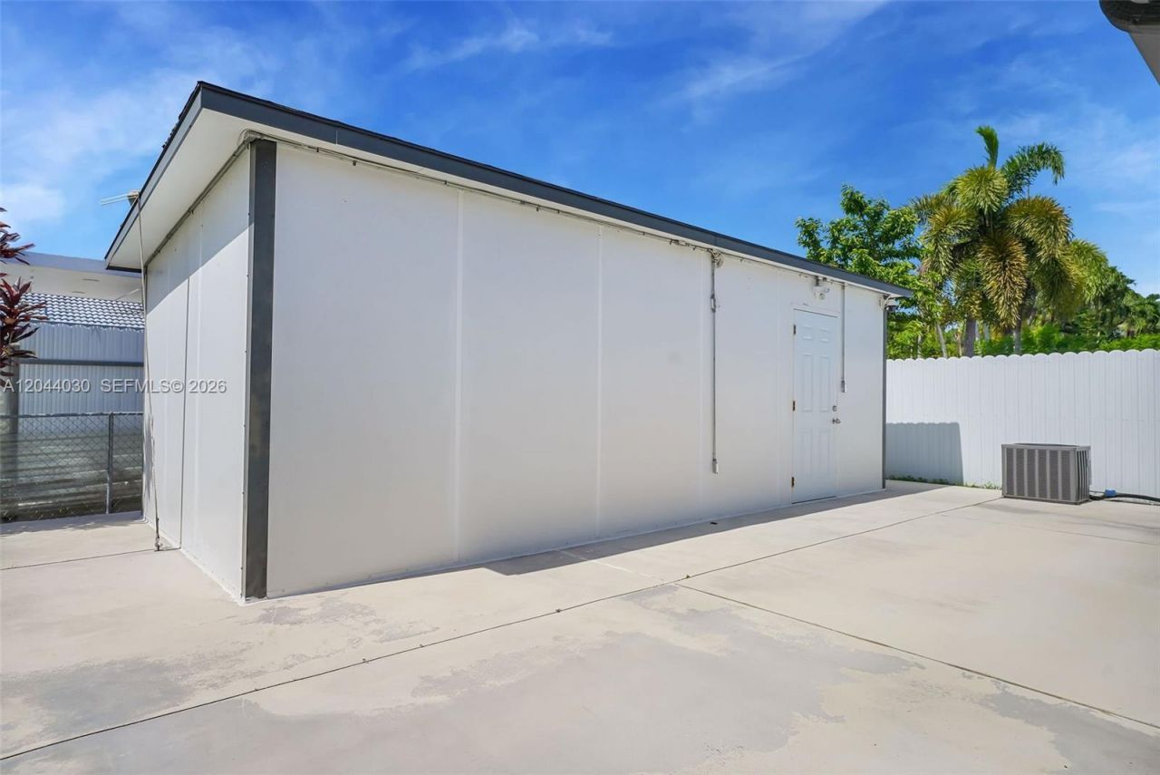 12551 SW 223 St , Miami, FL 33170 Photo