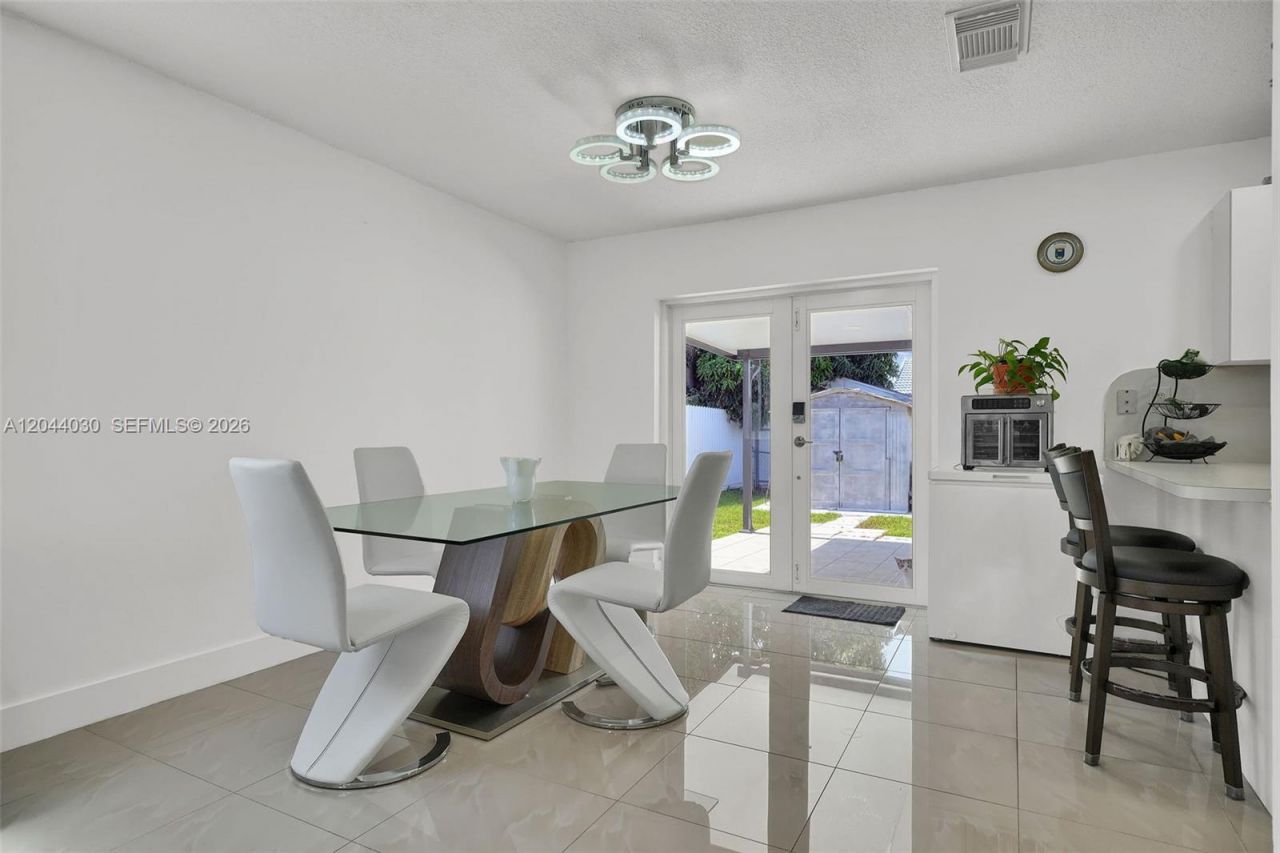 12551 SW 223 St , Miami, FL 33170 Photo