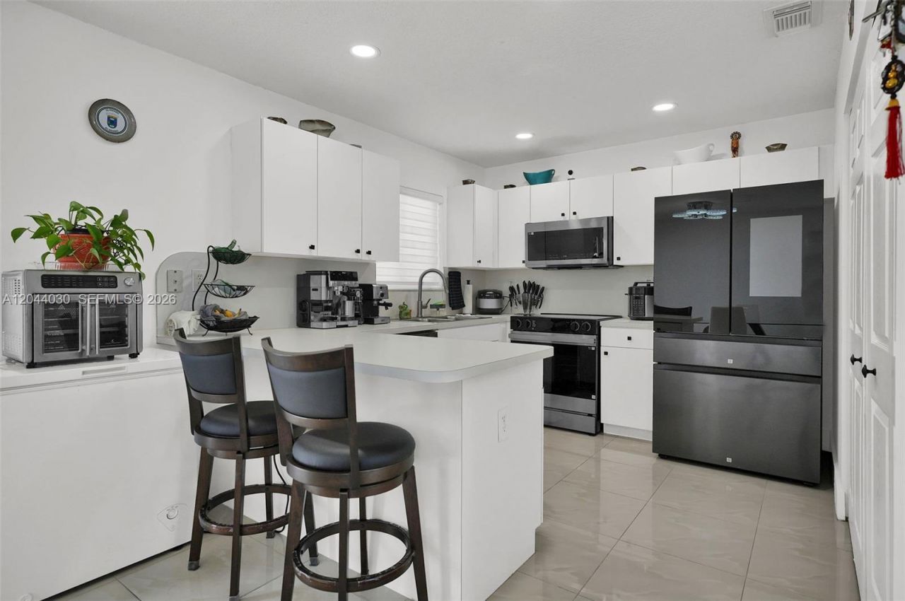 12551 SW 223 St , Miami, FL 33170 Photo