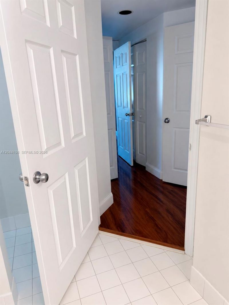 17145 N Bay Rd, Unit 4307, Sunny Isles Beach, FL 33160 Photo