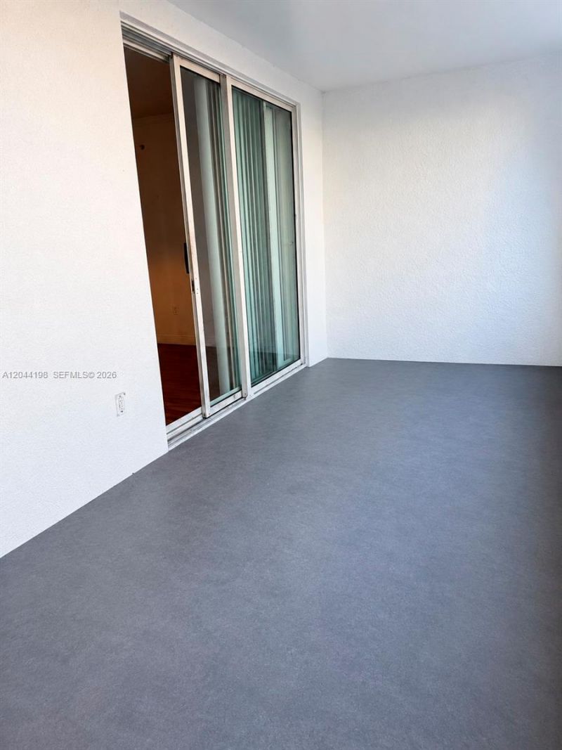 17145 N Bay Rd, Unit 4307, Sunny Isles Beach, FL 33160 Photo