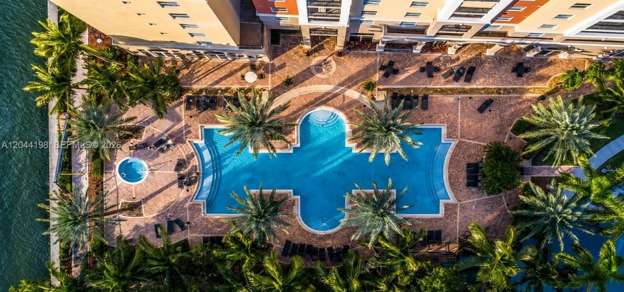 17145 N Bay Rd, Unit 4307, Sunny Isles Beach, FL 33160 Photo