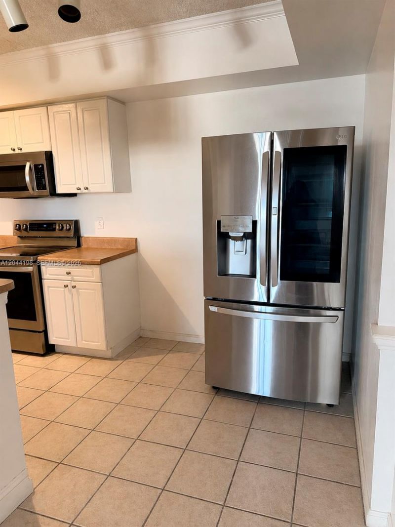 17145 N Bay Rd, Unit 4307, Sunny Isles Beach, FL 33160 Photo
